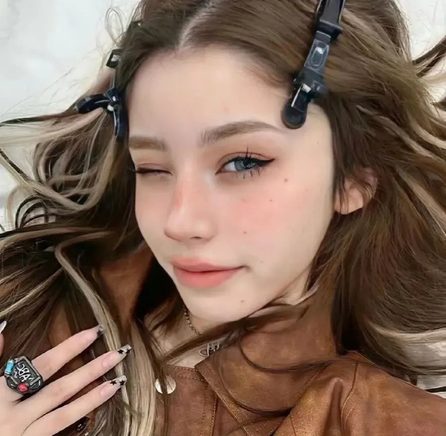 辣妹我爱你 封面